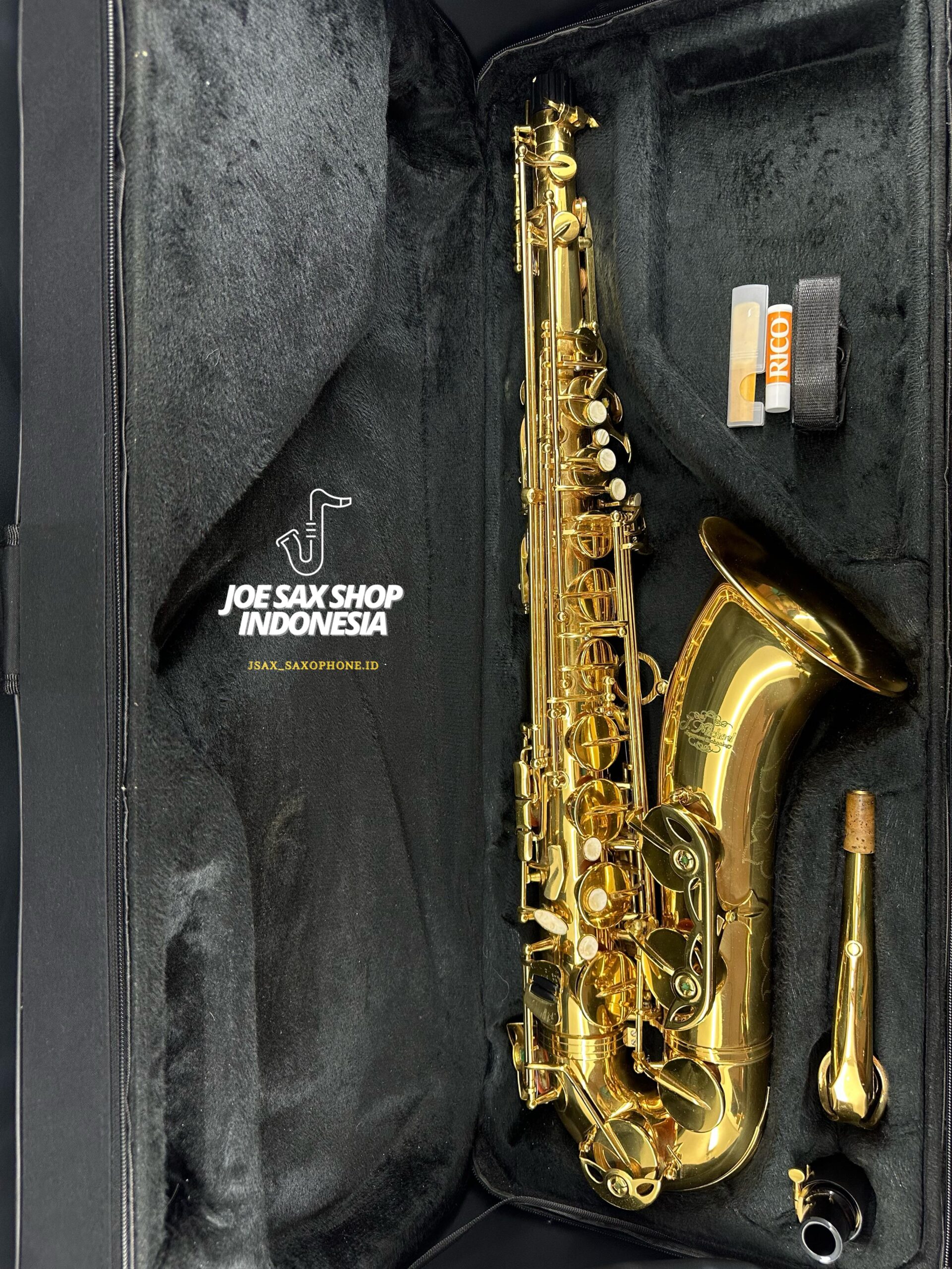 Tenor Saxophone J.Michael Gold TN900