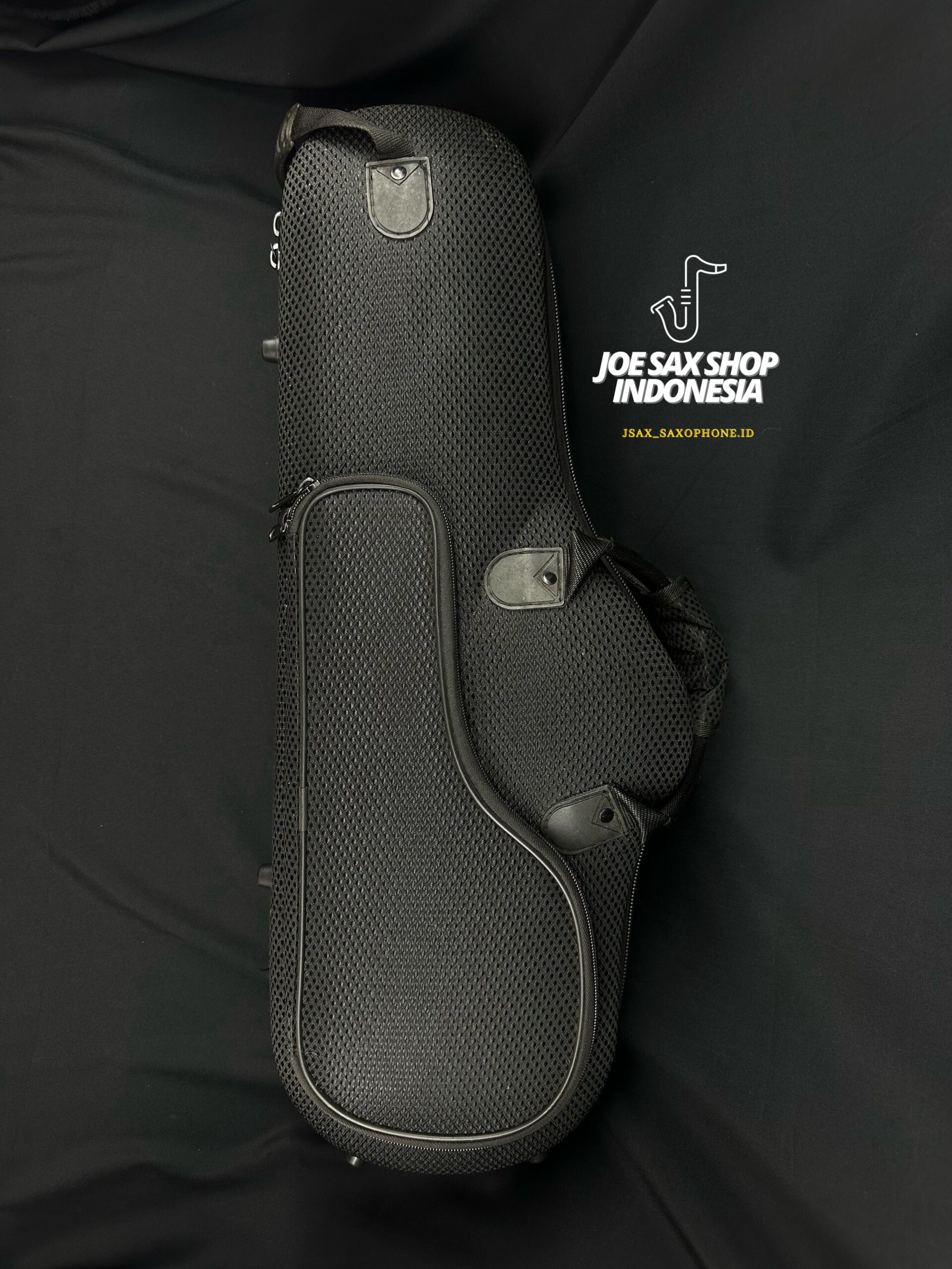 Hardcase Alto Saxophone Mesh Countoured