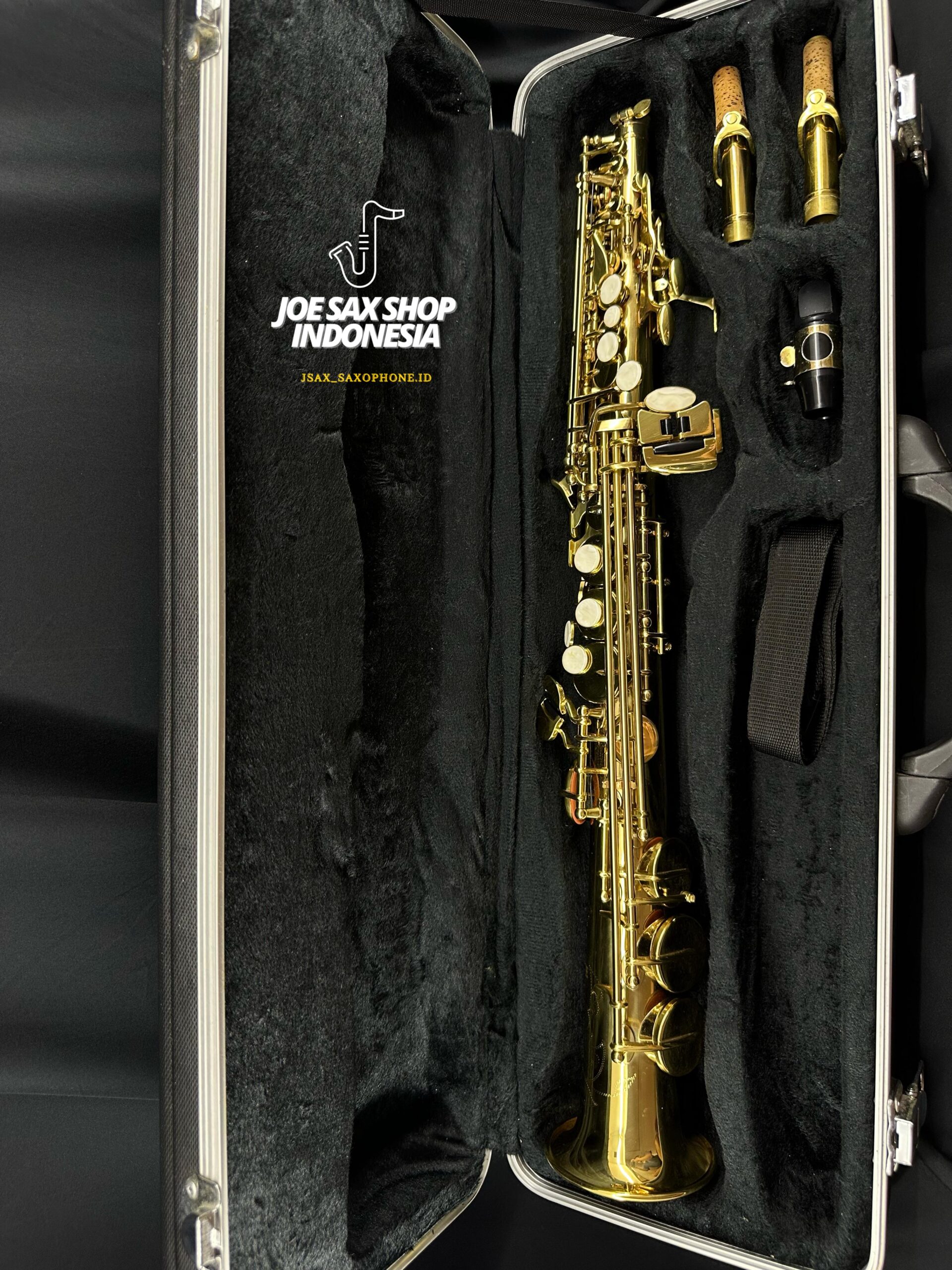 Straight Soprano Saxophone Valentine Gold (SN: 11120124)