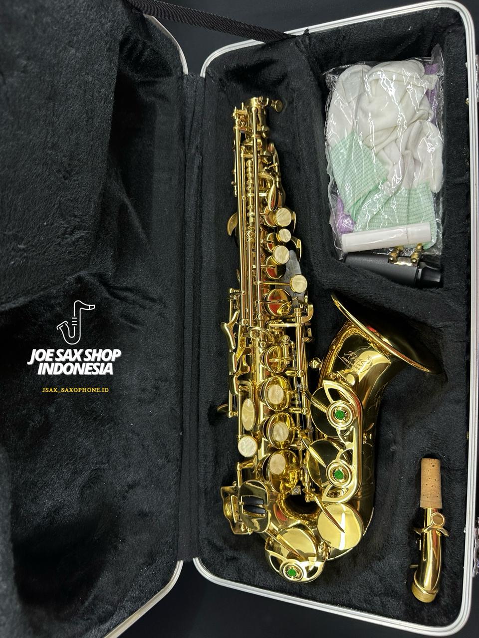 Curved Soprano Saxophone Armstrong Gold