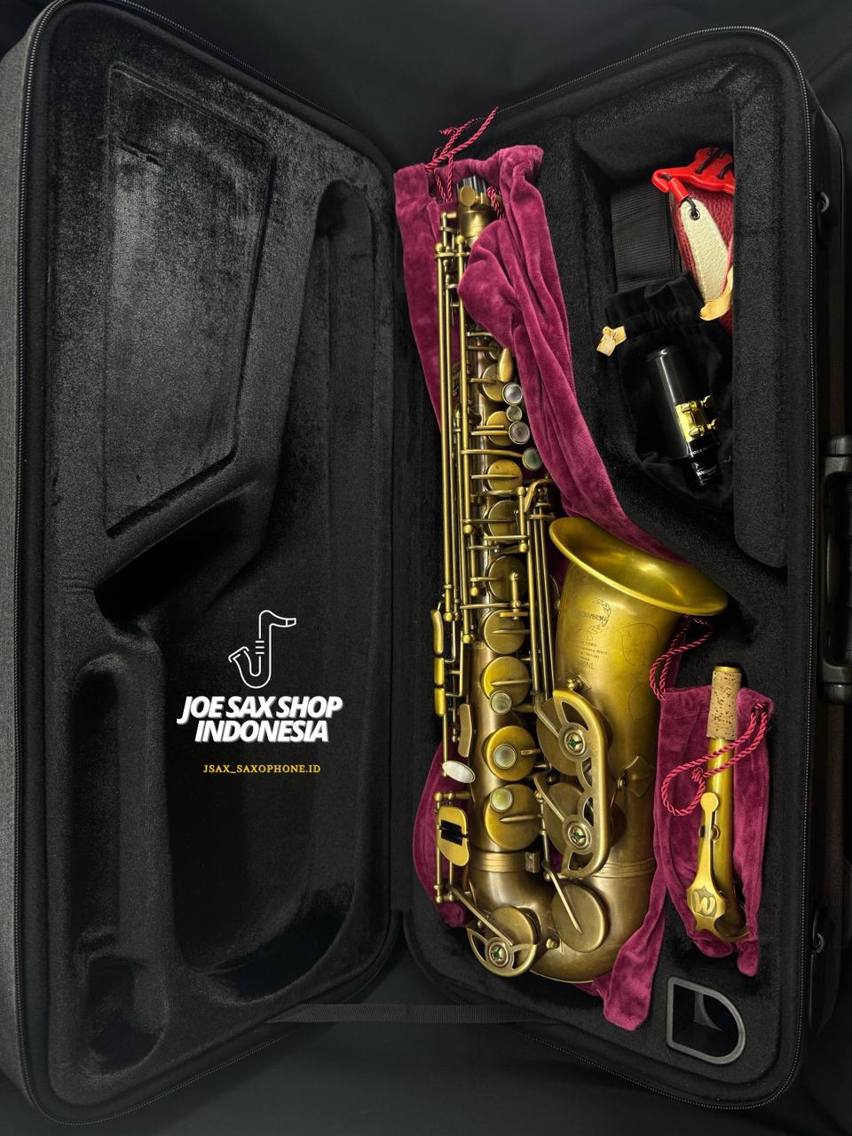 Alto Saxophone Weissenberg A-500NL