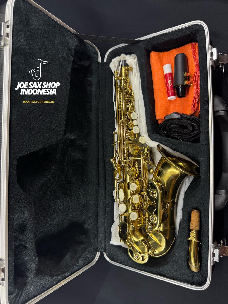 Curved Soprano Saxophone Valentine Gold (060526)
